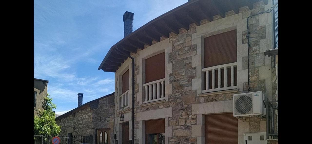 Casa Rustica Cesar Villa Lubian Exterior photo